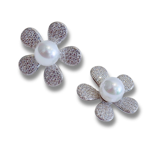 Premium pearl earrings | floral Inspired | GlamBug 925 Sterling Silver | GBRPPE01-01 - Glambug 925 Silver Jewellery